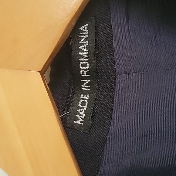 Tri-umph Millers Riding Coat- 20/L - Picture 3 of 6